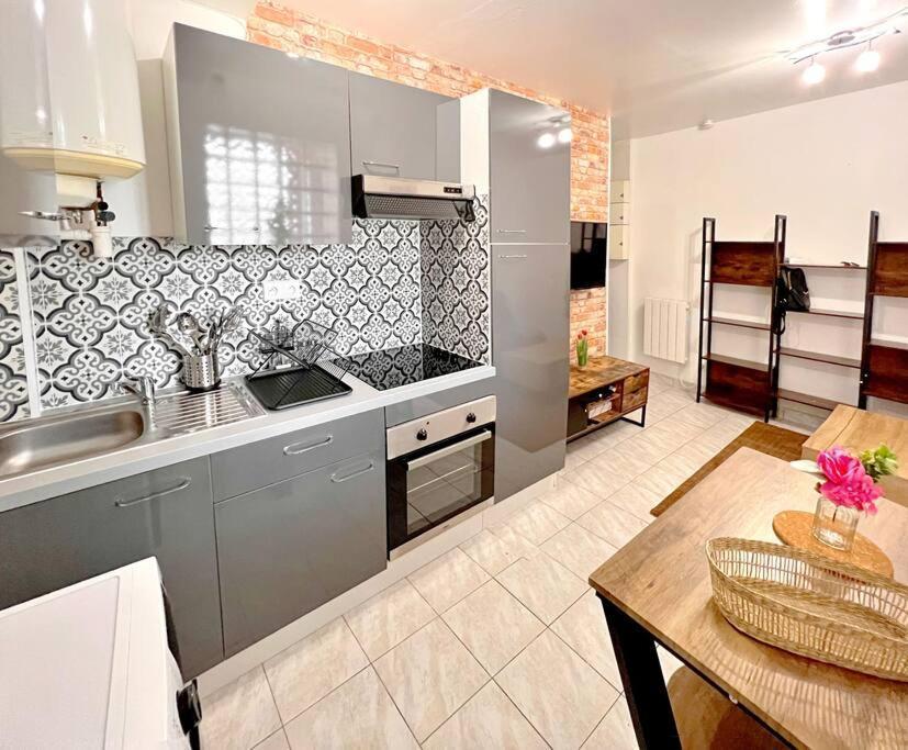 Cosy Appart. Aux Portes De Paris Villejuif Exterior foto